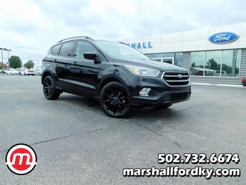 Used 2019 Ford Escape SE image 1