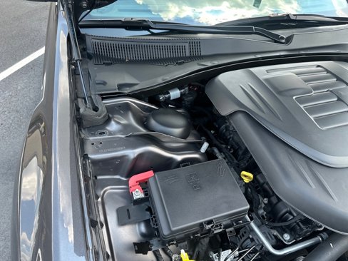 Used 2018 Chrysler 300 Touring L image 21