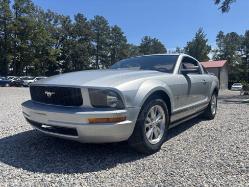 Used 2008 Ford Mustang Coupe image 2