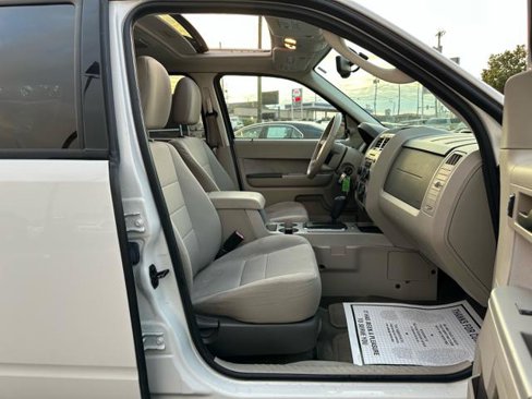 Used 2012 Ford Escape XLT image 18