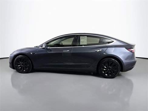Used 2018 Tesla Model 3 Long Range image 4