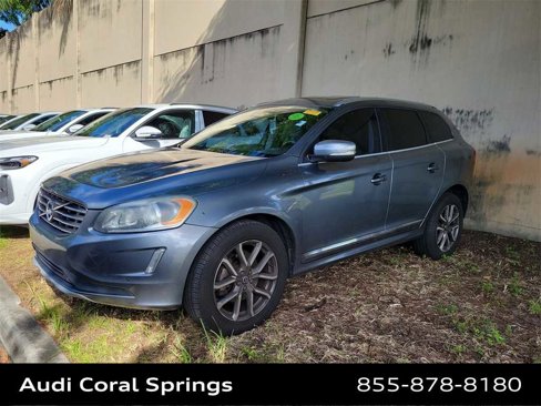 Used 2016 Volvo XC60 T5 Premier w/ Proximity Package image 3