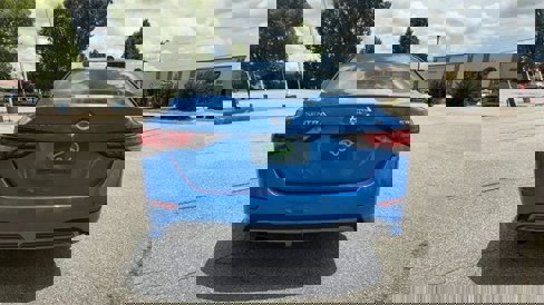 Used 2023 Nissan Sentra SR w/ SR Premium Package image 7