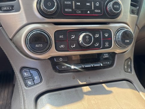 Used 2016 GMC Yukon Denali w/ Open Road Package image 19