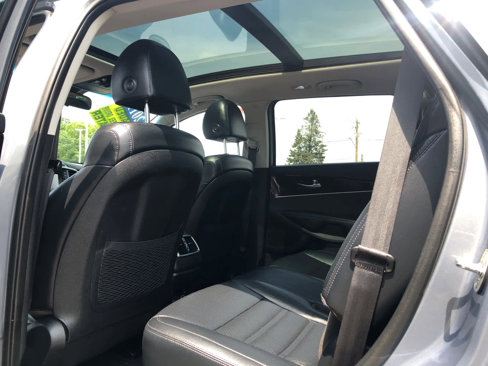 Used 2019 Kia Sorento EX image 30
