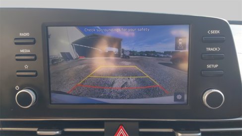 Used 2021 Hyundai Elantra SE image 25