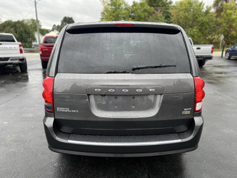Used 2019 Dodge Grand Caravan SXT image 6