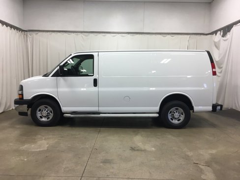 Used 2018 Chevrolet Express 2500 w/ Driver Convenience Package image 7