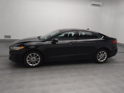 Used 2020 Ford Fusion SE image 2