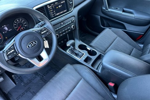 Used 2020 Kia Sportage LX image 6