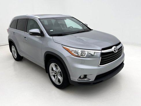 Used 2016 Toyota Highlander Limited image 2