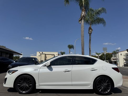 Used 2019 Acura ILX w/ Premium & A-SPEC Package image 2