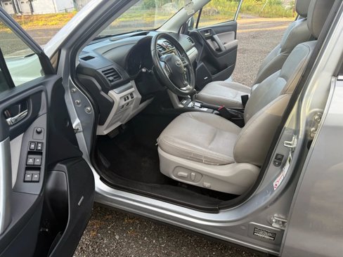 Used 2014 Subaru Forester 2.5i Touring image 33