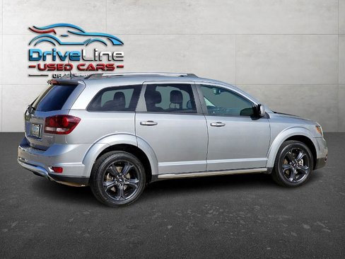 Used 2020 Dodge Journey Crossroad image 12