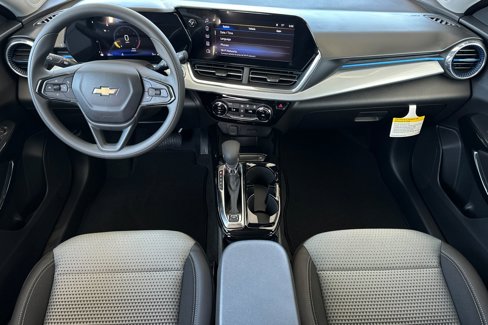 New 2025 Chevrolet Trax LT image 13