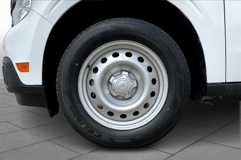 Certified 2022 Ford Maverick XL image 10