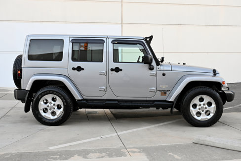 Used 2014 Jeep Wrangler Unlimited Sahara image 8
