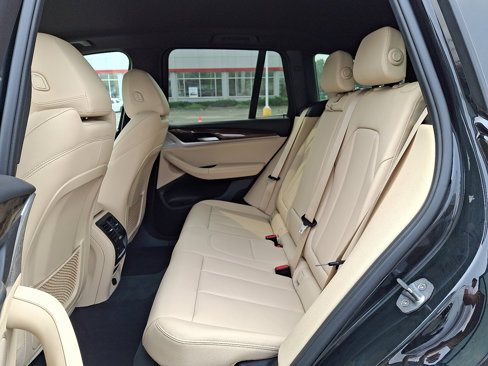 Used 2019 BMW X3 xDrive30i image 11
