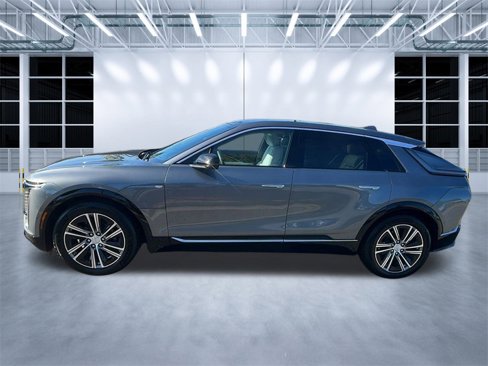Used 2023 Cadillac Lyriq 2WD image 4