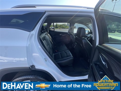 Certified 2023 GMC Terrain SLT w/ Infotainment Package II image 27