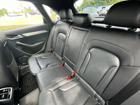 Used 2018 Audi Q3 2.0T Premium Plus w/ Premium Plus Package image 24