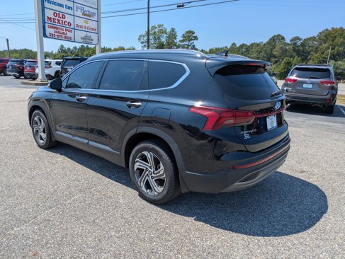 Used 2023 Hyundai Santa Fe SEL image 3