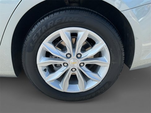 Used 2024 Chevrolet Malibu LT image 8