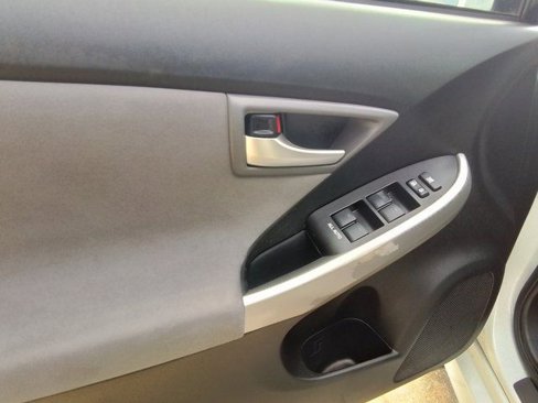 Used 2015 Toyota Prius Three image 20