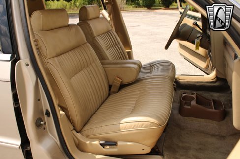 Used 1989 Chrysler New Yorker image 25