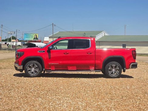 New 2024 GMC Sierra 1500 SLE image 3
