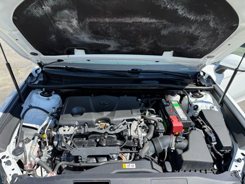 Used 2019 Toyota Camry SE image 14
