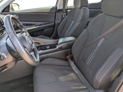 Used 2021 Hyundai Elantra SEL w/ Convenience Package image 25