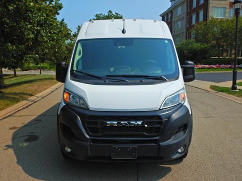 Used 2024 RAM ProMaster 2500 w/ Convenience Group image 4