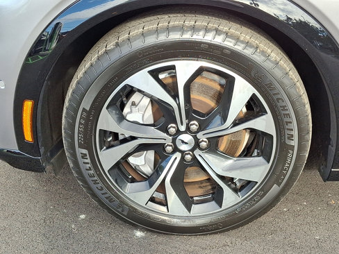 Certified 2021 Ford Mustang Mach-E Premium image 9