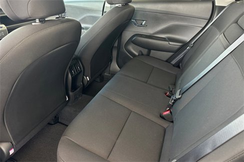 New 2025 Hyundai Kona SEL image 9