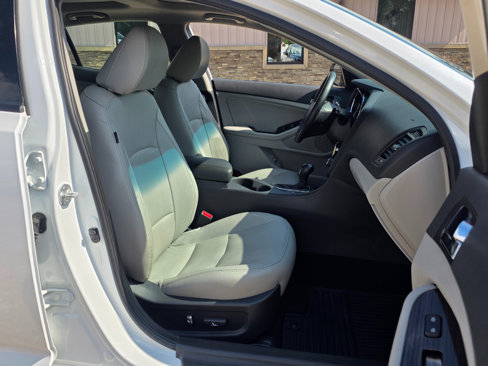 Used 2012 Kia Optima EX w/ Premium Pkg image 23