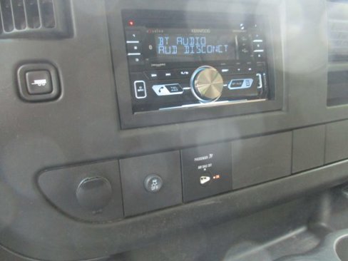 Used 2014 Chevrolet Express 2500 image 37