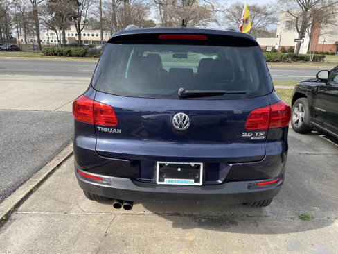 Used 2015 Volkswagen Tiguan SE image 8