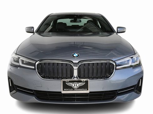 Used 2023 BMW 530i xDrive w/ Premium Package image 2