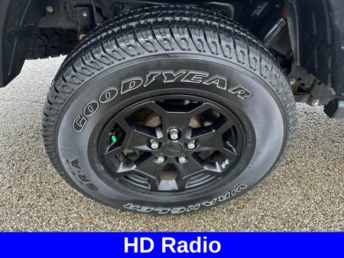 Used 2021 Jeep Gladiator Willys image 10