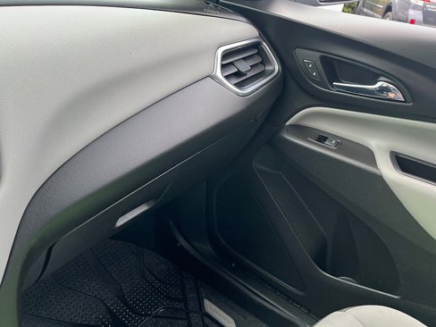 Used 2019 Chevrolet Equinox LS image 20