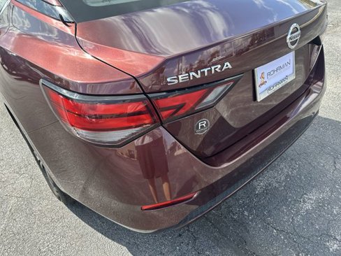 Certified 2023 Nissan Sentra SV image 30