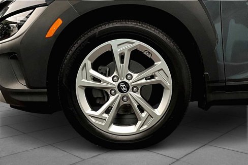 Used 2022 Hyundai Kona SEL w/ Cargo Package image 9