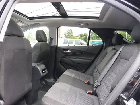 Used 2023 Chevrolet Equinox LT image 33