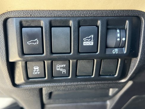 Used 2019 Subaru Ascent Touring w/ Popular Package #2 image 36