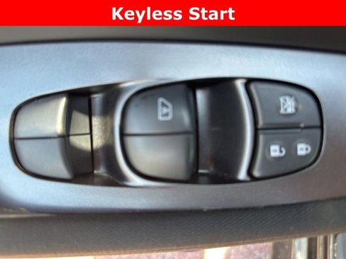 Used 2024 Nissan Leaf S image 12