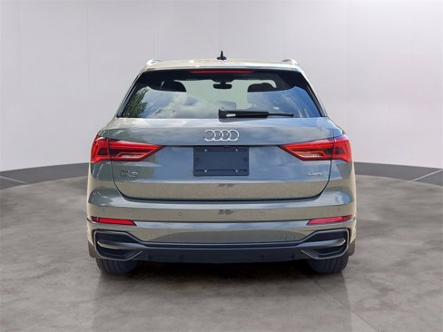 Certified 2022 Audi Q3 2.0T Premium Plus w/ Premium Plus Package image 5