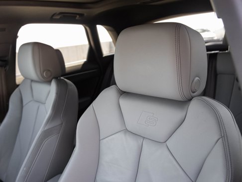 Used 2020 Audi Q3 2.0T Premium Plus w/ Premium Plus Package image 21