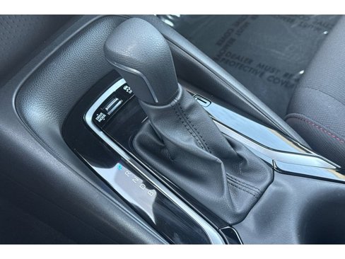 Used 2025 Toyota Corolla SE image 31