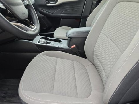 Certified 2022 Ford Escape SE w/ Convenience Package image 9